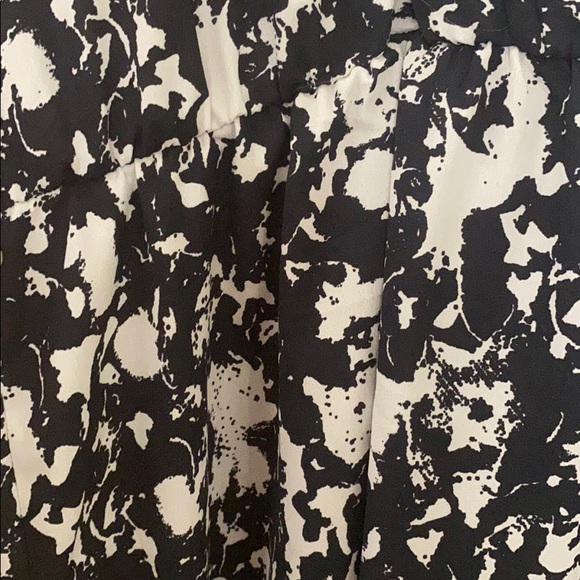 NWT - Navy and White dress. - Picture 4 of 10